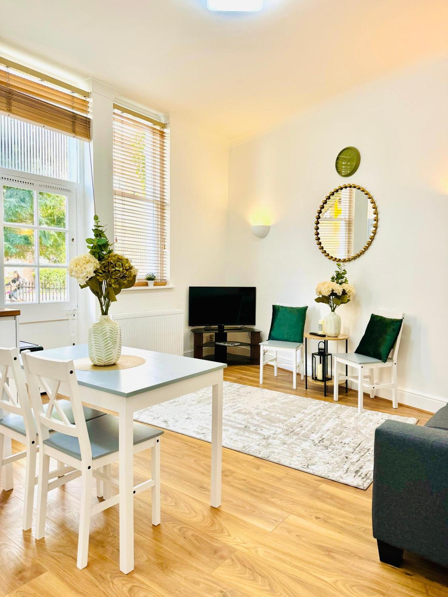 Beautiful 2Bedroom Flat In London St John Exterior photo